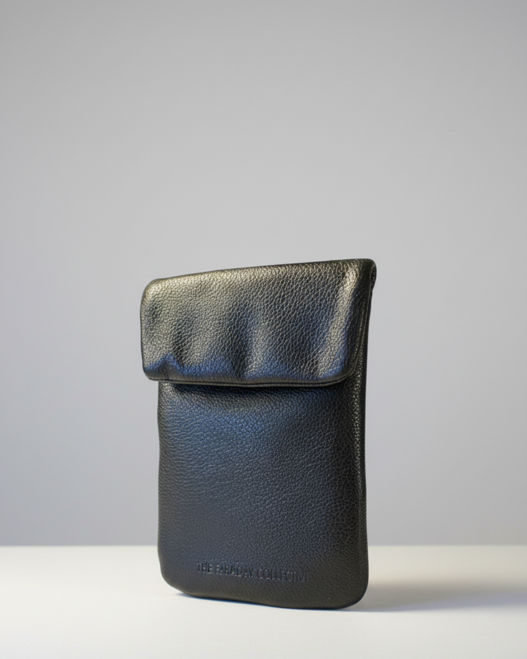 Signal Blocking Pouch Sara - Black